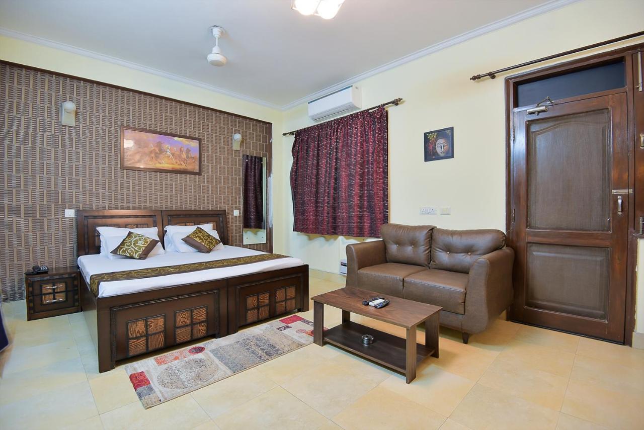 Studio Serviced Apartments Near Fortis Hospital Gurgaon Zewnętrze zdjęcie