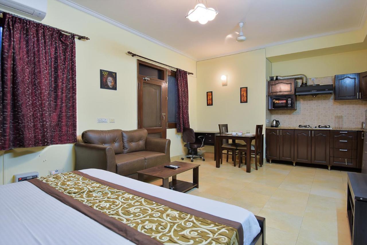 Studio Serviced Apartments Near Fortis Hospital Gurgaon Zewnętrze zdjęcie